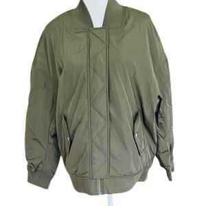 Ci Sono Cropped Bomber Jacket Olive Green ZipFront w/Snaps size Small.